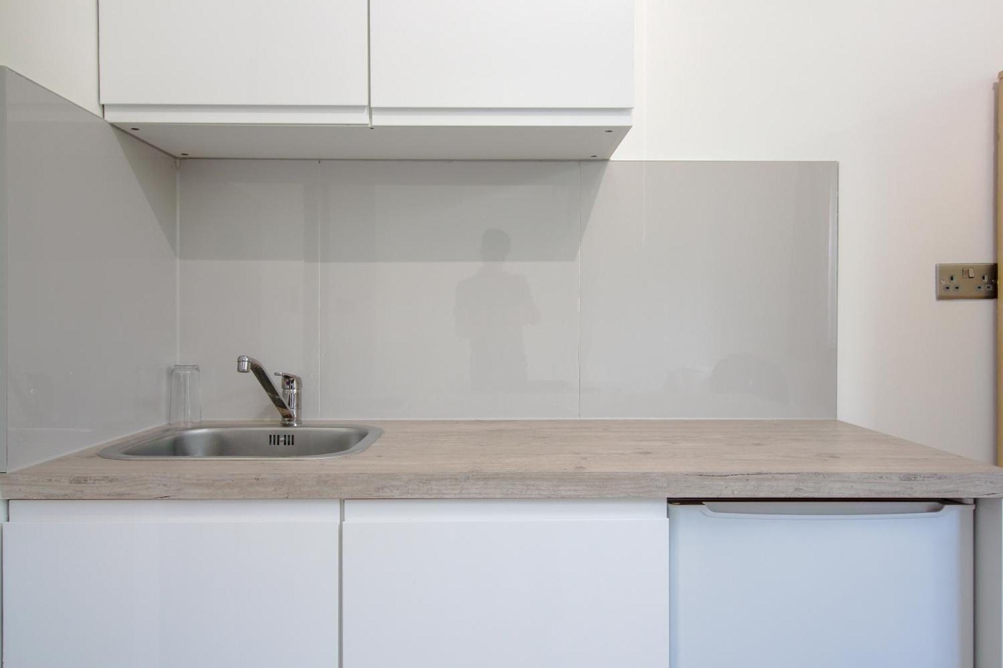 London Elegant New Studio Bagian luar foto